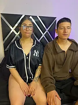 Snapshot of TomAndGia chatting on 04-20-26, 12:08 TomAndGia online show from 04-20-26, 12:08