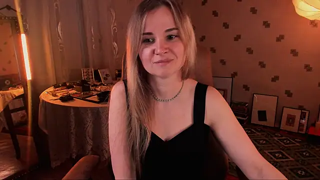 Snapshot of MiaSparkes chatting on 06-01-26, 11:12 MiaSparkes online show from 06-01-26, 11:12