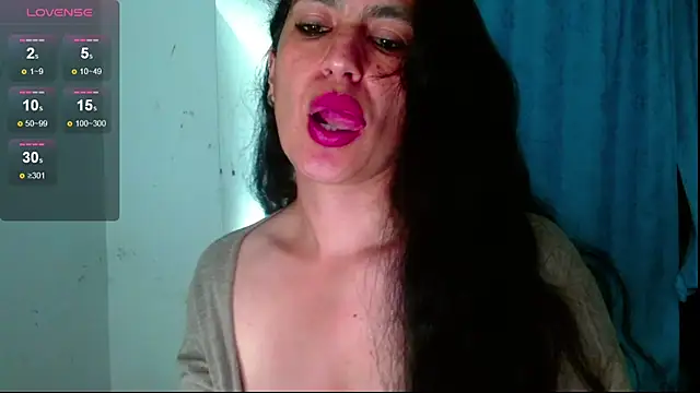 Snapshot of diosa_gil chatting on 06-30-26, 04:02 diosa gil online show from 06-30-26, 04:02