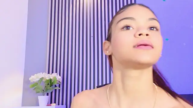 Anthonella smiith online show from 04-16-26, 05:03