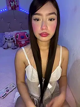 Miakittyyy online show from 04-24-26, 02:19