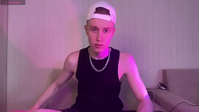 Travis Gracile online show from 04-19-26, 09:30