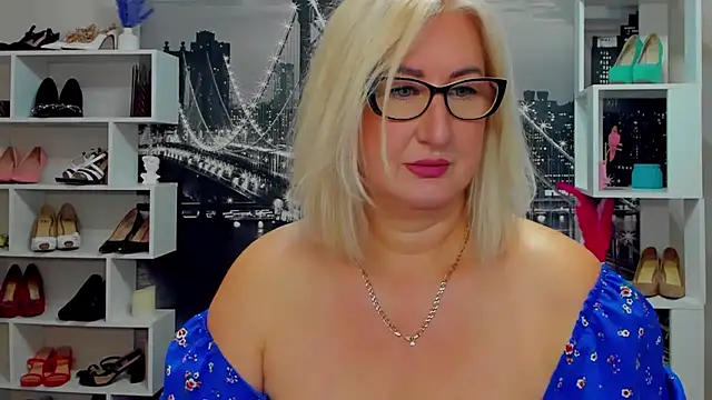 DianaFrances online show from 05-17-26, 11:06