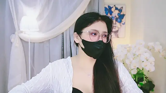 Chan Chann online show from 05-18-26, 04:07