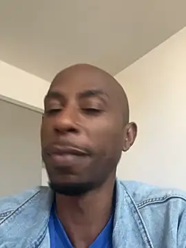 Snapshot of Mrhandsomeazz chatting on 05-09-26, 12:38 Mrhandsomeazz online show from 05-09-26, 12:38