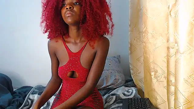 Snapshot of PetiteEbonyBabe_ chatting on 06-26-26, 04:50 PetiteEbonyBabe online show from 06-26-26, 04:50