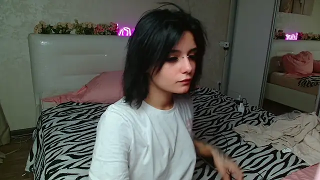 The Slutty Fox online show from 08-07-26, 07:16