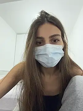  Mia L  online show from 04-12-26, 09:20