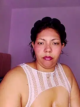 Izel  online show from 04-16-26, 10:01