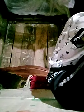 Snapshot of Amelie9x chatting on 04-11-26, 01:26 Amelie9x online show from 04-11-26, 01:26