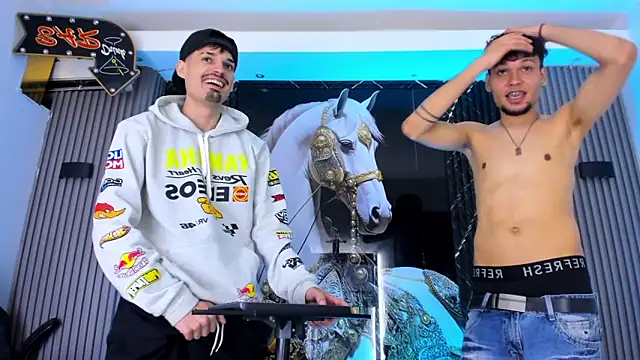 Iam steven  online show from 04-10-26, 03:17