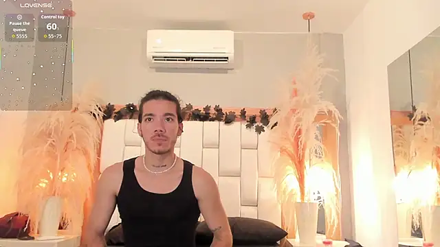 AngeloRoush online show from 04-14-26, 04:51