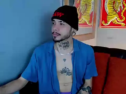 Snapshot of Murdockk chatting on 04-16-26, 02:45 Murdockk online show from 04-16-26, 02:45