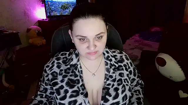 Penny Perry online show from 04-29-26, 07:09