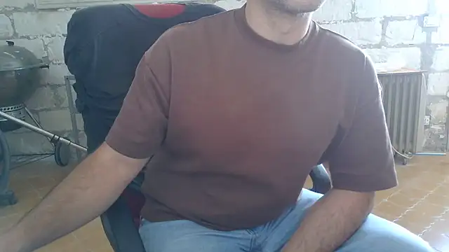 Snapshot of brunosso85ita chatting on 05-03-26, 08:20 brunosso85ita online show from 05-03-26, 08:20