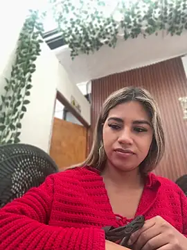 Kimmiebellarie online show from 05-27-26, 01:41