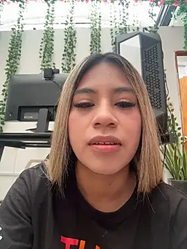 Kimmiebellarie online show from 06-28-26, 02:56