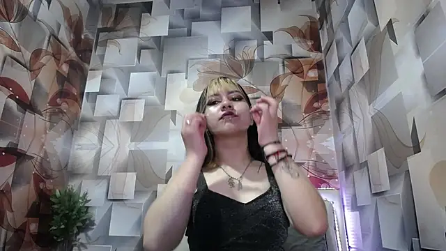 Snapshot of star__pink chatting on 04-15-26, 01:18 star pink online show from 04-15-26, 01:18