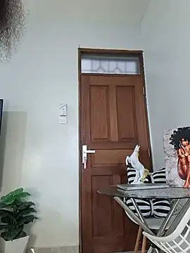Snapshot of Sexxy_Babe2 chatting on 07-06-26, 12:02 Sexxy Babe2 online show from 07-06-26, 12:02