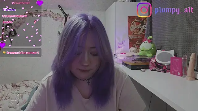 Snapshot of plumpy_girl chatting on 05-01-26, 05:28 plumpy girl online show from 05-01-26, 05:28
