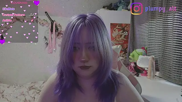 Snapshot of plumpy_girl chatting on 05-03-26, 12:00 plumpy girl online show from 05-03-26, 12:00