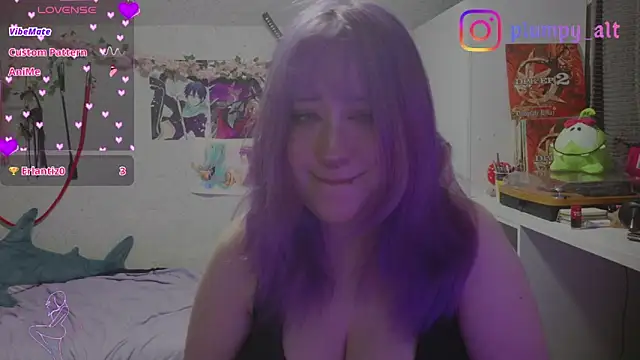 Snapshot of plumpy_girl chatting on 05-20-26, 10:05 plumpy girl online show from 05-20-26, 10:05