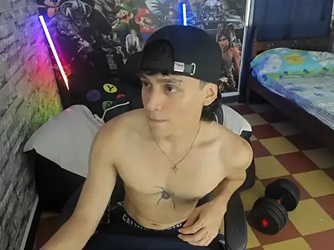 Snapshot of sebas_jusa chatting on 04-18-26, 12:53 sebas jusa online show from 04-18-26, 12:53