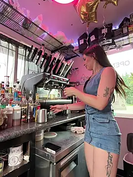 juicybootyquinn online show from 05-07-26, 01:00