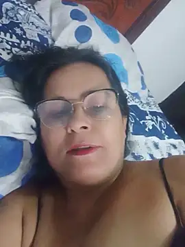 Snapshot of PienCanela chatting on 06-12-26, 11:53 PienCanela online show from 06-12-26, 11:53