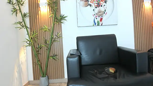 Flor pink online show from 05-16-26, 10:36
