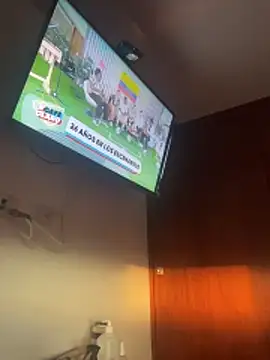 Iam-sophia27 online show from 06-18-26, 10:58