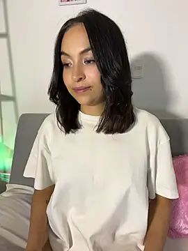 Snapshot of SweetGabriella_ chatting on 07-24-26, 03:15 SweetGabriella online show from 07-24-26, 03:15