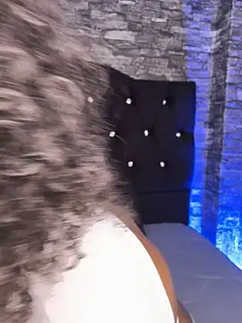 Morena-fire online show from 04-14-26, 07:09