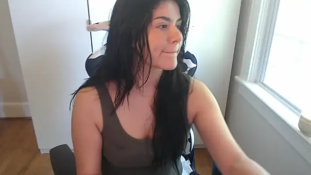 cassiealvarez online show from 07-04-26, 08:48