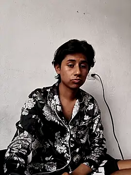 Ericahot3 online show from 04-15-26, 06:37