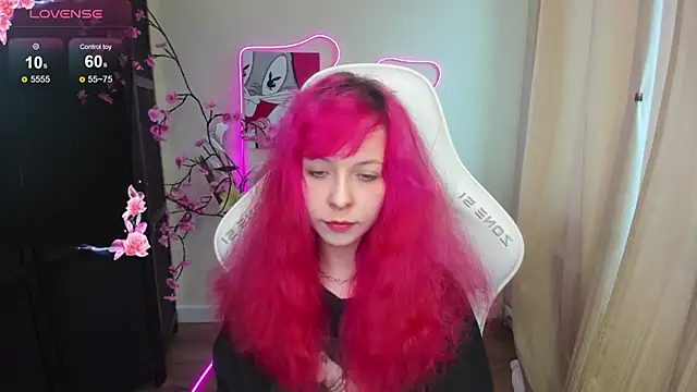 Snapshot of InfernoKitten chatting on 04-15-26, 01:01 InfernoKitten online show from 04-15-26, 01:01