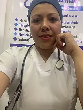 Snapshot of SARA_21- chatting on 04-20-26, 01:58 SARA 21- online show from 04-20-26, 01:58