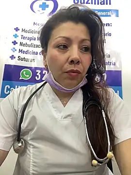 Snapshot of SARA_21- chatting on 04-28-26, 01:05 SARA 21- online show from 04-28-26, 01:05