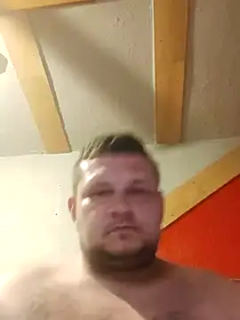 Klaudius6969 online show from 04-11-26, 07:51