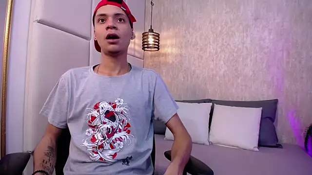 Axel marcus online show from 04-16-26, 07:47