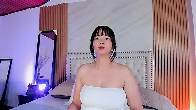 cami merlano online show from 04-28-26, 08:03