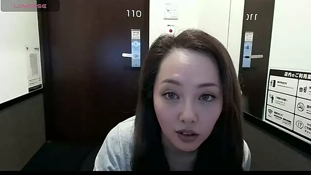 Snapshot of Yuu_jpn chatting on 04-28-26, 11:43 Yuu jpn online show from 04-28-26, 11:43