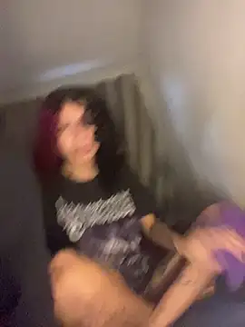 nanaislonely online show from 04-17-26, 09:29