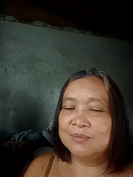 jeanyummytits online show from 05-21-26, 11:12