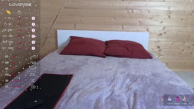 Snapshot of ur__passion chatting on 04-16-26, 02:23 ur passion online show from 04-16-26, 02:23