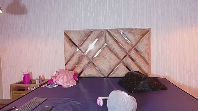 serena sex31 online show from 05-06-26, 12:10