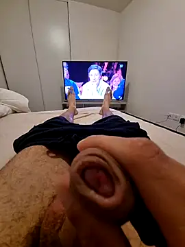 tomduVar83 online show from 04-17-26, 06:22