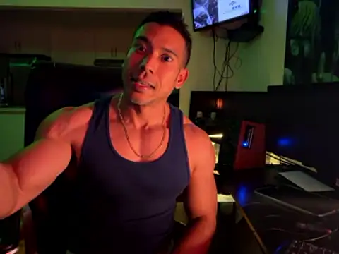 Snapshot of smoothripz chatting on 04-13-26, 03:45 smoothripz online show from 04-13-26, 03:45