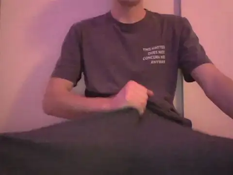 Snapshot of mikeS047 chatting on 04-12-26, 06:13 mikeS047 online show from 04-12-26, 06:13