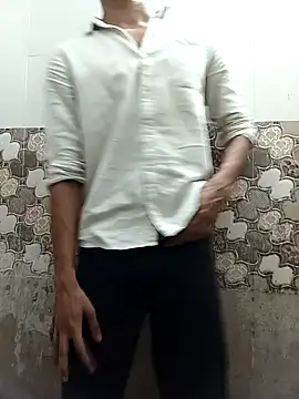 itsmemadhu2019 online show from 05-24-26, 12:54